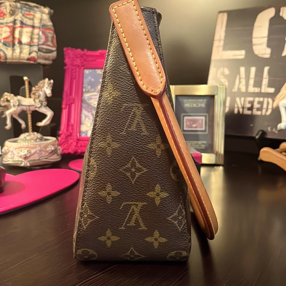 SOLD!!!!! Authentic Louis Vuitton Mini Loop Handbag - Picture 8 of 13